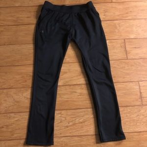 Under Armour, black pants, women’s
